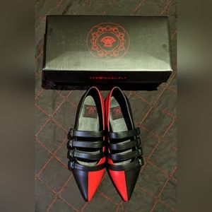 Strange Cvlt Ash Costello Flats